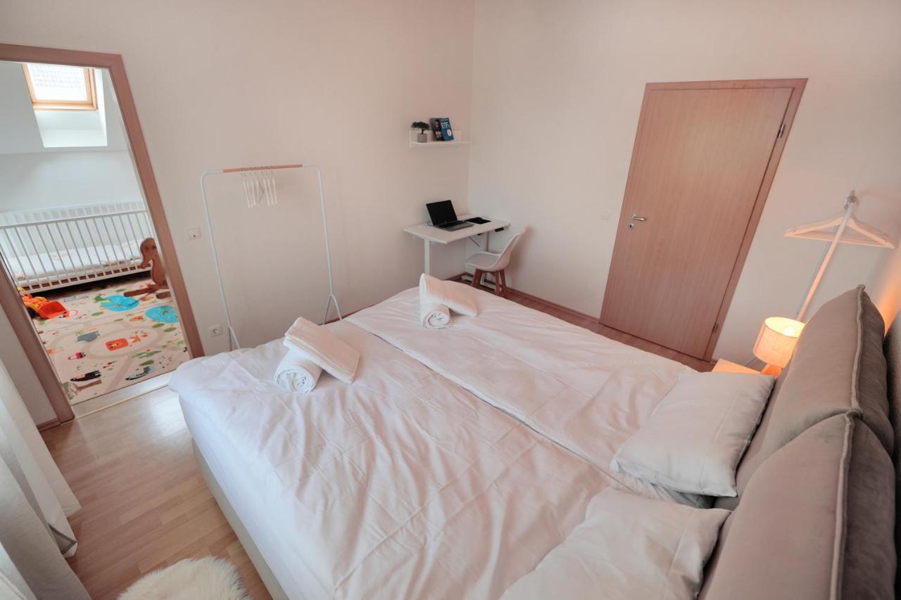 Goldhouse - Sauna, Whirlpool, Switch, Darts & Mehr Andernach Exterior photo