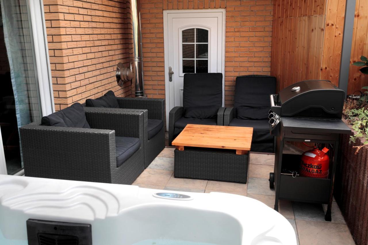 Goldhouse - Sauna, Whirlpool, Switch, Darts & Mehr Andernach Exterior photo